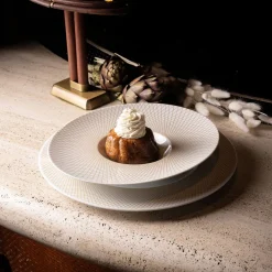 GRAPHIQUE CLASSIQUE DORE Assiette de présentation 32,5cm