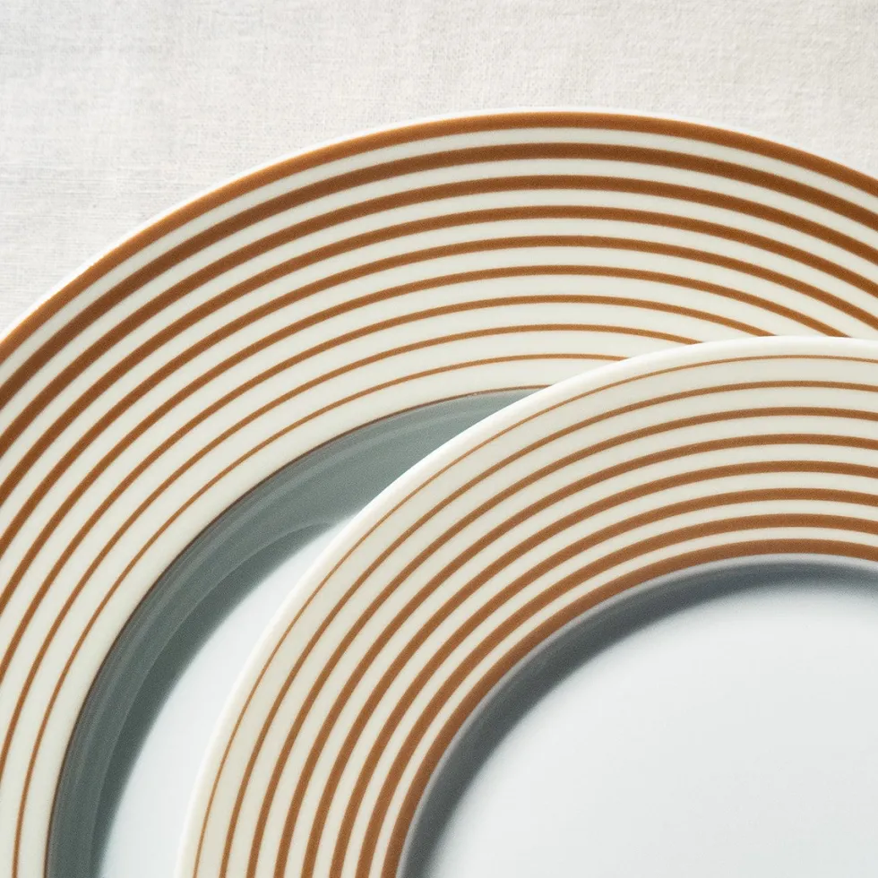 HYPNOSE BRUN Assiette plate