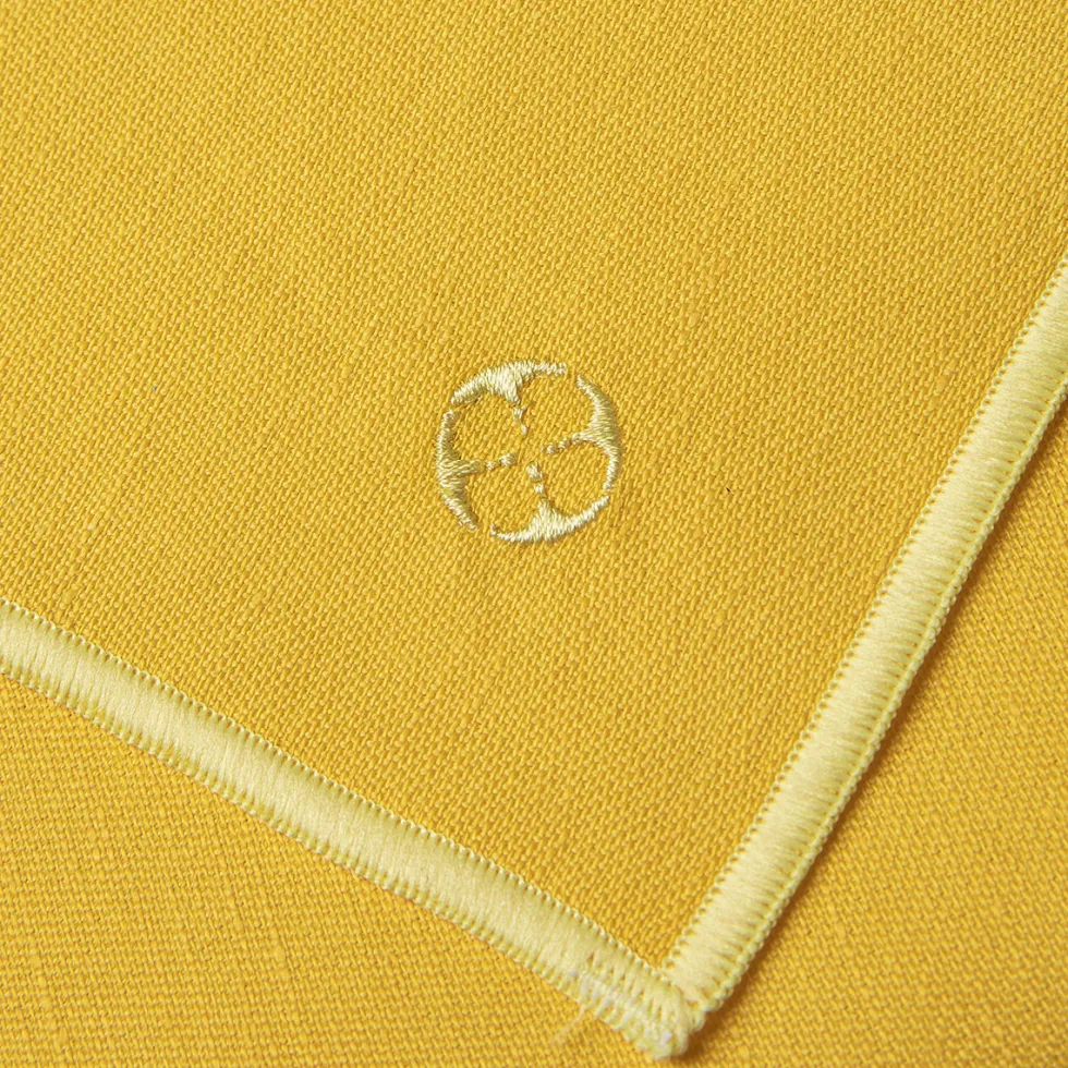 NUANCES COTON & LIN JAUNE TOURNESOL Nappe carrée 180 x 180 cm
