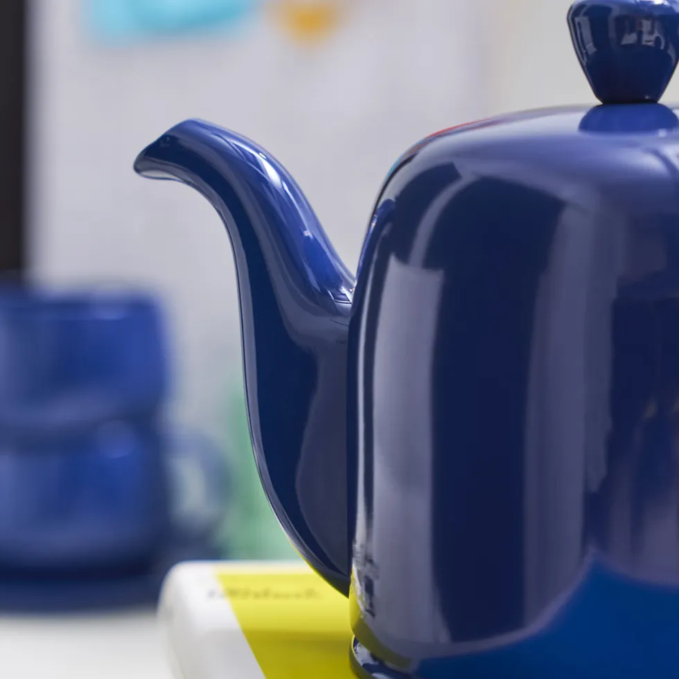 SALAM MONOCHROME Théière 6 tasses cloche bleue