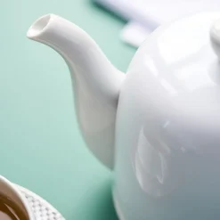 SALAM MONOCHROME Théière 4 tasses cloche blanche